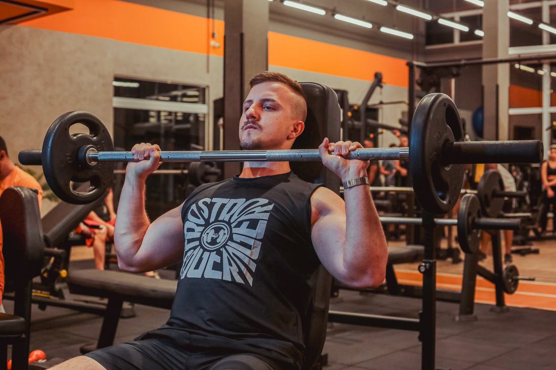 Musculação em uma unidade Stronger
